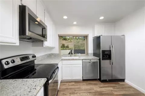 Kitchen - 11 Sunshine, Irvine, CA 92603 photo 1 of 1