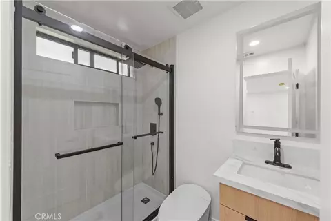 Bath - 20031 E Chapman, Orange, CA 92869 photo 6 of 7