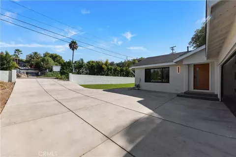 Exterior - 20031 E Chapman, Orange, CA 92869 photo 9 of 11