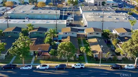 View/Area - 1383 Baker, Costa Mesa, CA 92626 photo 4 of 7