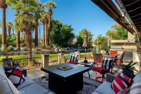 67 Laredo Ln, Palm Desert, CA 92211