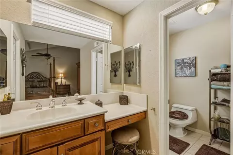Bath - 73499 Haystack Rd, Palm Desert, CA 92260 photo 3 of 4