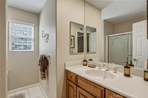 Bath - 73499 Haystack Rd, Palm Desert, CA 92260 photo 1 of 4