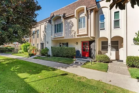 9702 Brookhaven, Huntington Beach, CA 92646