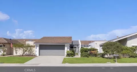 33 White Water Dr, Corona Del Mar, CA 92625