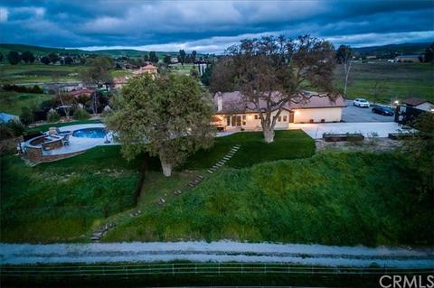 4990 Glenhill Ln, Paso Robles, CA 93446 photo 1