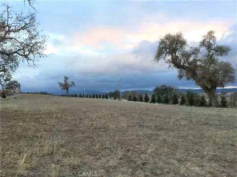 1320 Fire Rock Loop, Templeton, CA 93465