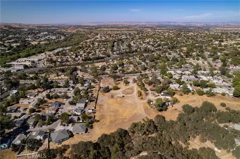 420 Creston Rd, Paso Robles, CA 93446 photo 13