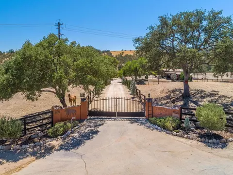 1895 San Marcos Rd, Paso Robles, CA 93446 photo 1