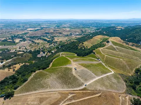3999 Hampton Ln, Paso Robles, CA 93446