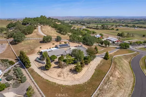 5025 Heidi Way, Paso Robles, CA 93446