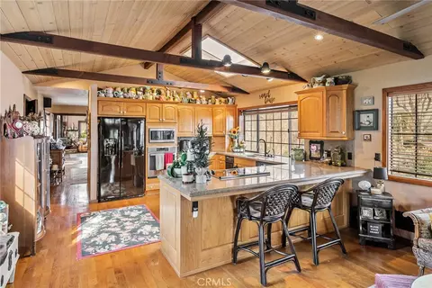 Kitchen - 2135 Live Oak Rd, Paso Robles, CA 93446 photo 4 of 5