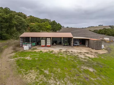Exterior - 2135 Live Oak Rd, Paso Robles, CA 93446 photo 9 of 9