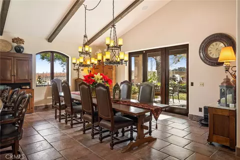 Dining - 2135 Live Oak Rd, Paso Robles, CA 93446 photo 1 of 3