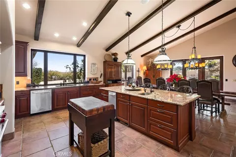 Kitchen - 2135 Live Oak Rd, Paso Robles, CA 93446 photo 1 of 5