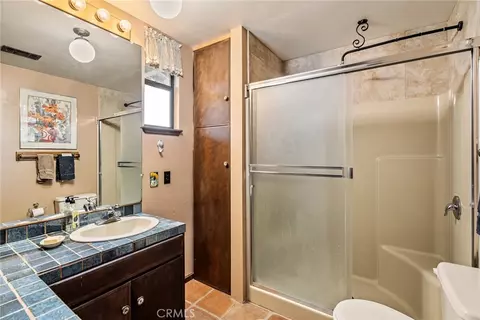 Bath - 2135 Live Oak Rd, Paso Robles, CA 93446 photo 8 of 8