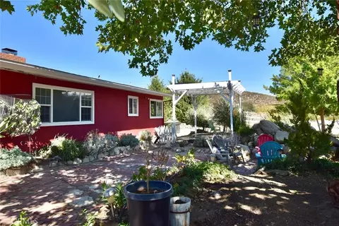 76980 San Antonio Rd, Bradley, CA 93426