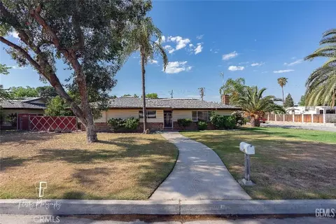 5841 Olive Dr, Bakersfield, CA 93308