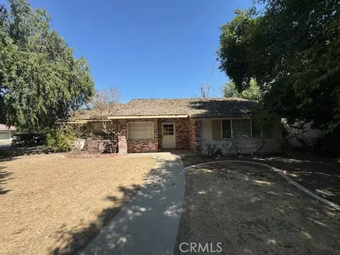 2454 Beech St, Bakersfield, CA 93301