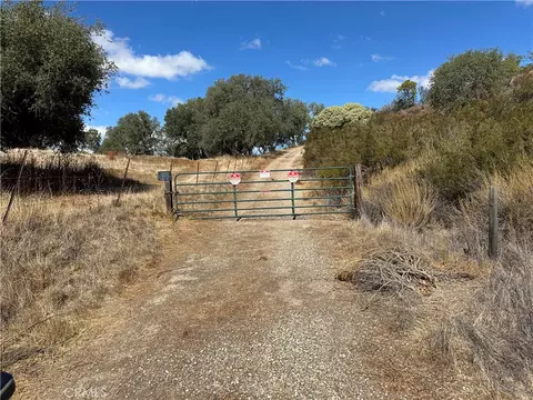 52721 Smith Rd, Bradley, CA 93426 photo 11