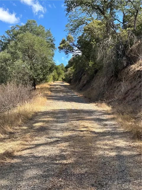 52721 Smith Rd, Bradley, CA 93426 photo 12