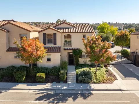 568 River Oaks Dr, Paso Robles, CA 93446