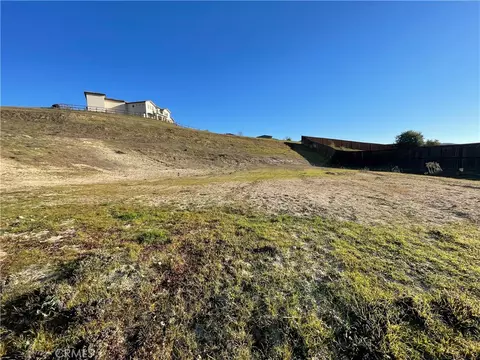 201 Catalina, Paso Robles, CA 93446 photo 2