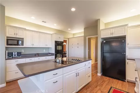 Kitchen - 390 San Marcos Rd, Paso Robles, CA 93446 photo 5 of 5