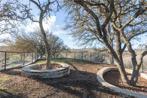 Exterior - 390 San Marcos Rd, Paso Robles, CA 93446 photo 10 of 19