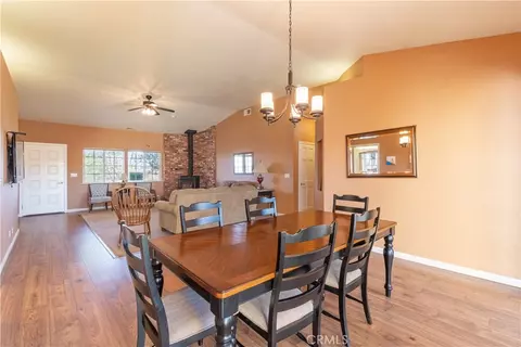 Dining - 390 San Marcos Rd, Paso Robles, CA 93446 photo 2 of 2