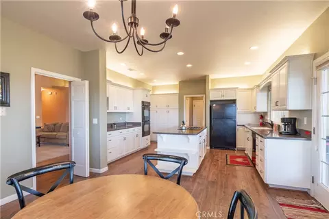 Kitchen - 390 San Marcos Rd, Paso Robles, CA 93446 photo 3 of 5