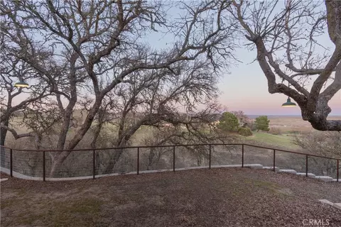 Exterior - 390 San Marcos Rd, Paso Robles, CA 93446 photo 9 of 19