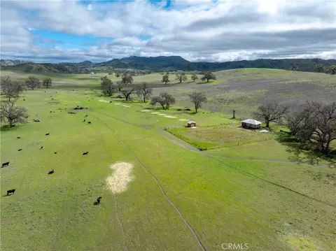 View/Area - 76525 Interlake Rd, Bradley, CA 93426 photo 5 of 13