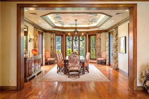 Dining - 76525 Interlake Rd, Bradley, CA 93426 photo 1 of 5