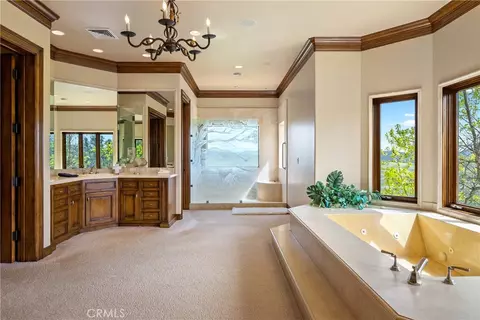Bath - 76525 Interlake Rd, Bradley, CA 93426 photo 3 of 4