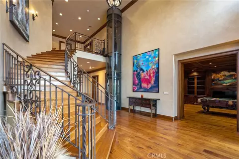 Entry Way - 76525 Interlake Rd, Bradley, CA 93426 photo 4 of 5