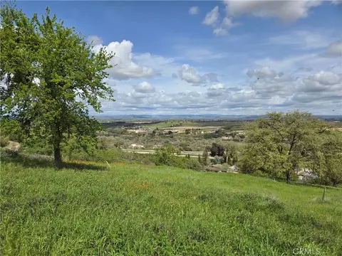 436 Calle Alto St, Paso Robles, CA 93446