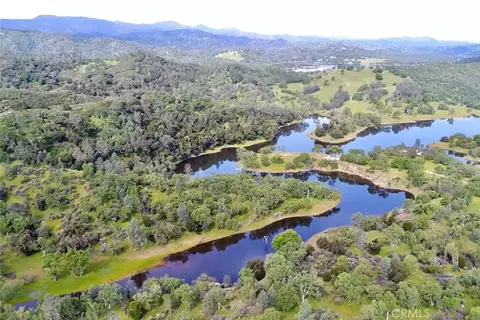 0 Gateway Dr, Paso Robles, CA 93446