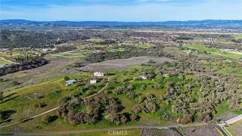 View/Area - 930 Windwood Rd, Paso Robles, CA 93446 photo 11 of 26
