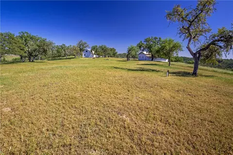 Exterior - 930 Windwood Rd, Paso Robles, CA 93446 photo 10 of 10