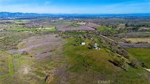 View/Area - 930 Windwood Rd, Paso Robles, CA 93446 photo 13 of 26