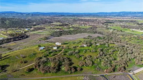 View/Area - 930 Windwood Rd, Paso Robles, CA 93446 photo 10 of 25