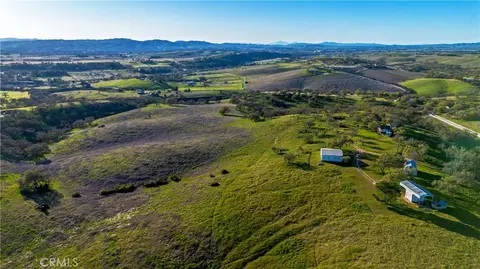 View/Area - 930 Windwood Rd, Paso Robles, CA 93446 photo 16 of 25