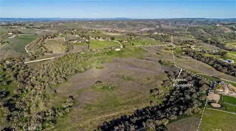 View/Area - 930 Windwood Rd, Paso Robles, CA 93446 photo 20 of 25
