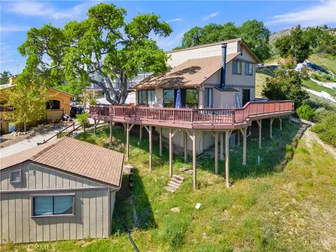 2170 Ridge Rider Rd, Bradley, CA 93426