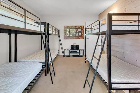 Bedroom - 2664 Pine Ridge Rd, Bradley, CA 93426 photo 4 of 5