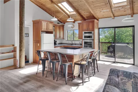Kitchen - 2664 Pine Ridge Rd, Bradley, CA 93426 photo 3 of 3