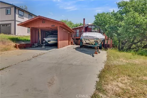 Exterior - 2664 Pine Ridge Rd, Bradley, CA 93426 photo 2 of 6