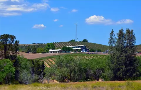 6320 Von Dollen Rd, San Miguel, CA 93451
