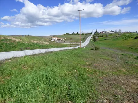 5940 Forked Horn Pl, Paso Robles, CA 93446 photo 2